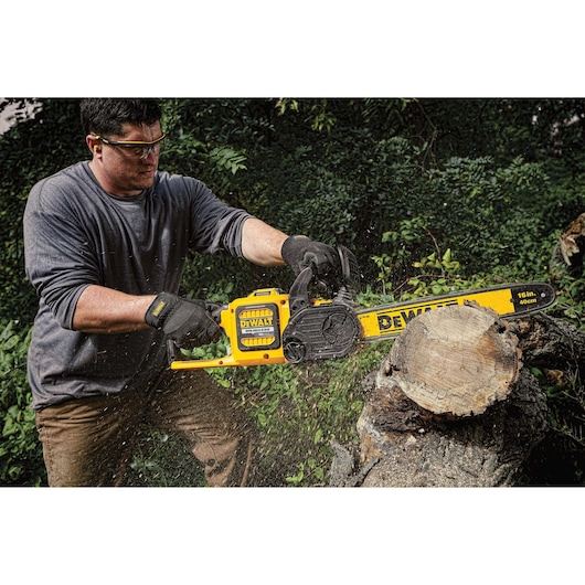 DEWALT FLEXVOLT® 60V MAX* Brushless Chainsaw Kit