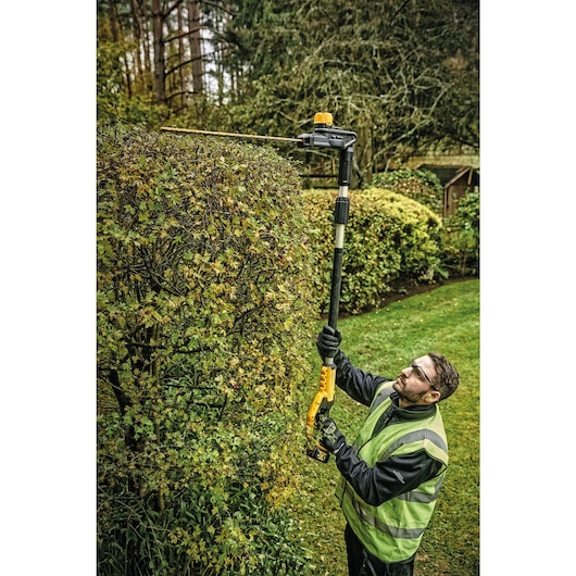 DEWALT 20V MAX* Pole Hedge Trimmer