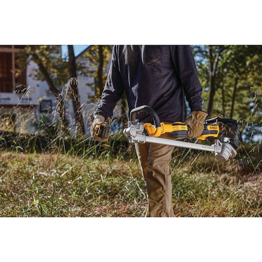 DEWALT 20V MAX* 14 in. Folding String Trimmer (Tool Only)