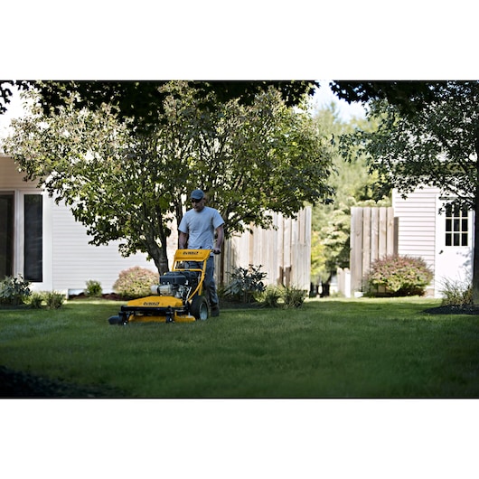 DEWALT 33 in. 344 cc Gas Gear-Drive Wide-Area Walk-Behind Zero-Turn Mower