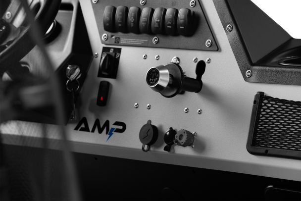 Landmaster AMP Crew Cab 2025